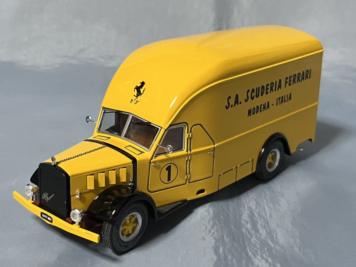 exoto 1/43 バルトレッティ レーシングカー トランスポーター 1957