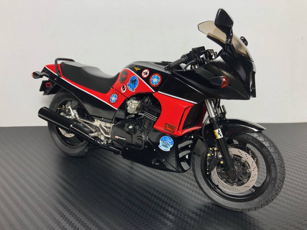 Yahoo!オークション -「gpz900r」(完成品) (オートバイ)の落札相場