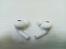 下松)Apple アップル AirPods Pro（ 第二世代） エアポッズプロ MQD83J/A ワイヤレスイヤホン ◆N2306078 KF14B_画像4