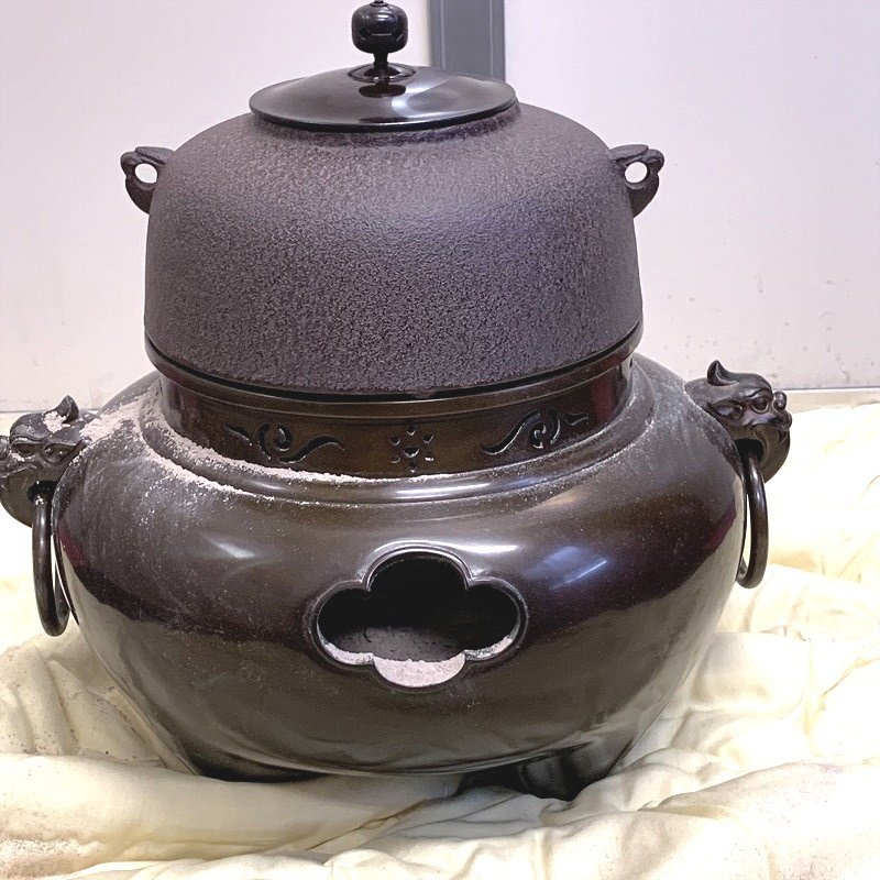 茶道具】 唐銅琉球風炉釜 紹兵衛造 釜233 | 38stationteppanyaki.com