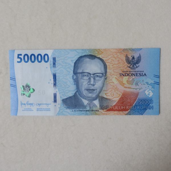 最も優遇の ほぼピン札 インドネシアルピア 5万ルピア紙幣 旧貨幣/金貨