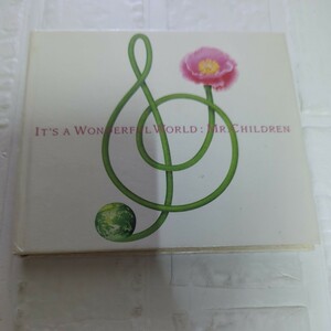 CD Mr.Children 『ITS A WONDERFUL WORLD』 品番：TFCC-86106/製本仕様盤面にすりきずがあります