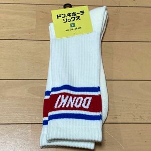 【SNSで話題】品薄 新品 ドンキホーテ グッズ 限定 DONKI ラインソックス ソックス 靴下 ドンペン /ファミマ 企業 スニーカー 26～28㎝ c1