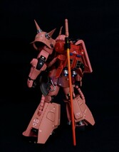 MG1/100 高機動型ザクⅡ　シャア専用カラー仕上げ　 改修全塗装完成品　高機動型　ザクⅡ　　１円スタート_画像5