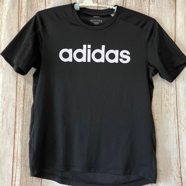 【お値下げ不可】adidas速乾Tシャツ サイズM