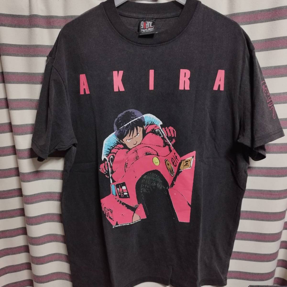 ヤフオク! -「akira tシャツ」(Tシャツ) (記念品、思い出の品)の落札