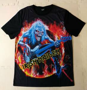 iron maiden Tシャツ Mサイズ ( ヘヴィメタル アイアン・メイデン ロックTシャツ　バンドTシャツ fear live fames　