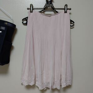 レストローズ プリーツスカート