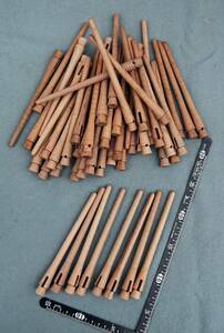 16個　レトロ品　糸巻き棒　木製：無垢　美品　機織り道具：シャトルで使用