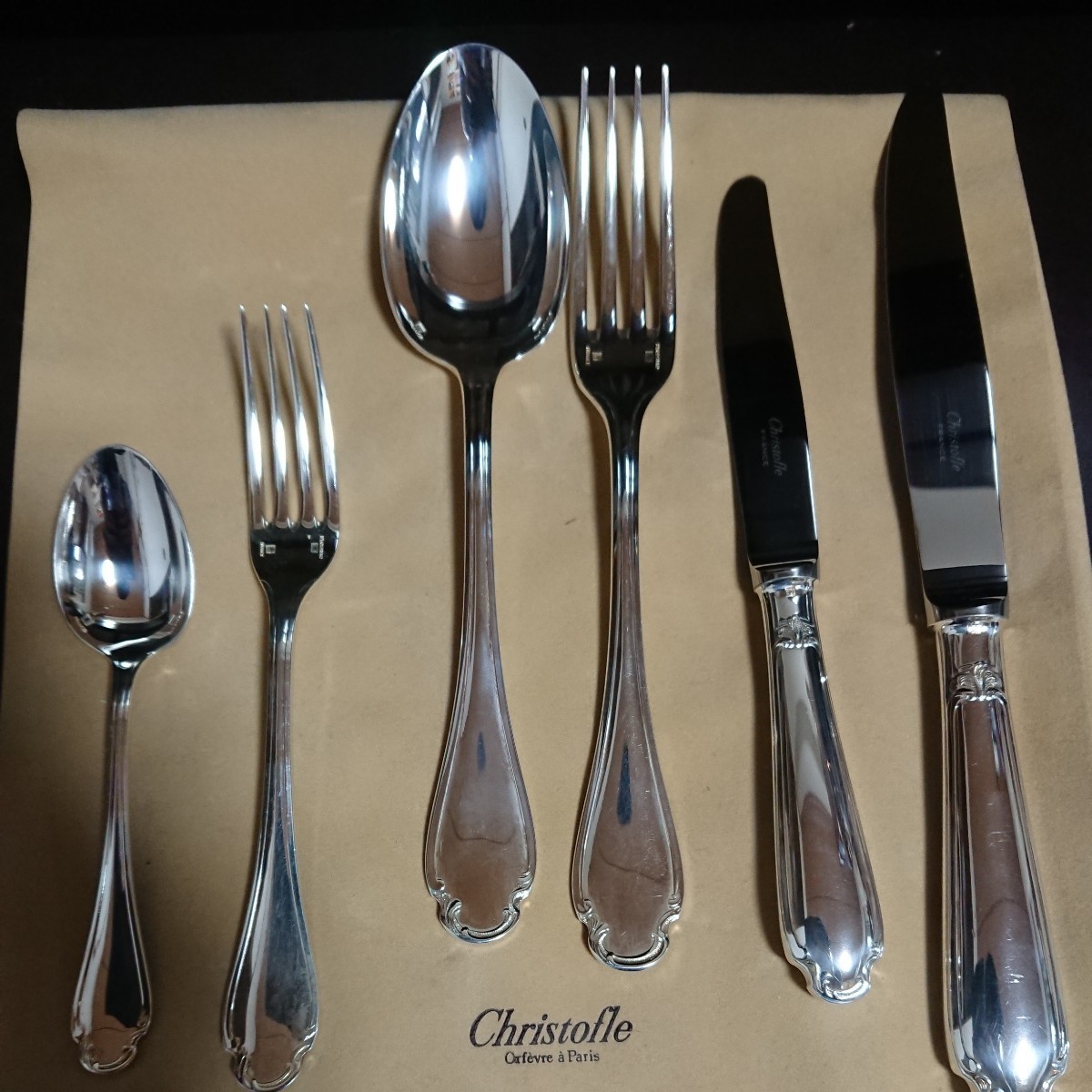 ヤフオク! -「クリストフルカトラリーセット」の落札相場・落札価格