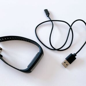 【大幅値下げセール!!】【送料込み】防水スマートウォッチ 充電ケーブル付き 黒 メンズ腕時計 電子機器 メンズウォッチ メンズ小物
