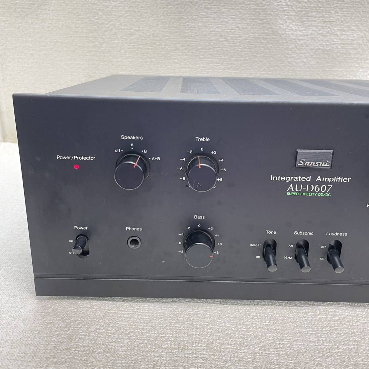 Y1）Sansui/サンスイ プリメインアンプ AU-D607 通電OK 現状品-