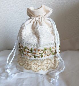 ハンドメイド巾着ポーチ インド刺繍リボンポーチ