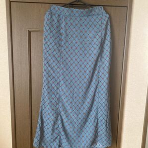 しまむら 小紋柄ロングスカート