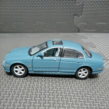 ジャガー「1/43 JAGUAR S-TYPE」ミニカー _画像3