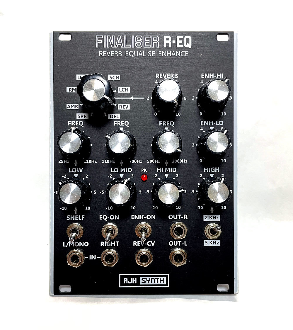 想像を超えての dreadbox TYPHON 美品 室内使用のみ 音太いです