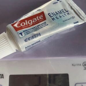 ハワイ★Colgate OpticWhiteAdvanced コルゲートオプティックホワイトアドバンスド歯磨き粉ホワイトニングオーラルケア24g歯ブラシの画像2