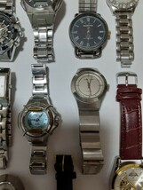 【ジャンク】腕時計25本　SEIKO CASIO CITIZEN GUESS ALBA ELGIN EPSON BENETTON　どジャンクです_画像5