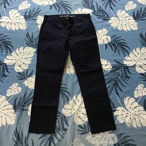 GAP брюки из твила KHAKIS by GAP slim city la coupe urbaine etrote 000S (5-7) W58 темно-синий цвет 