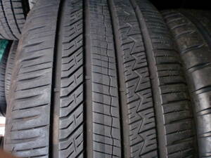 1本です。235/50R18 PIRELLI P8 PS 2022年　深溝中古タイヤ　