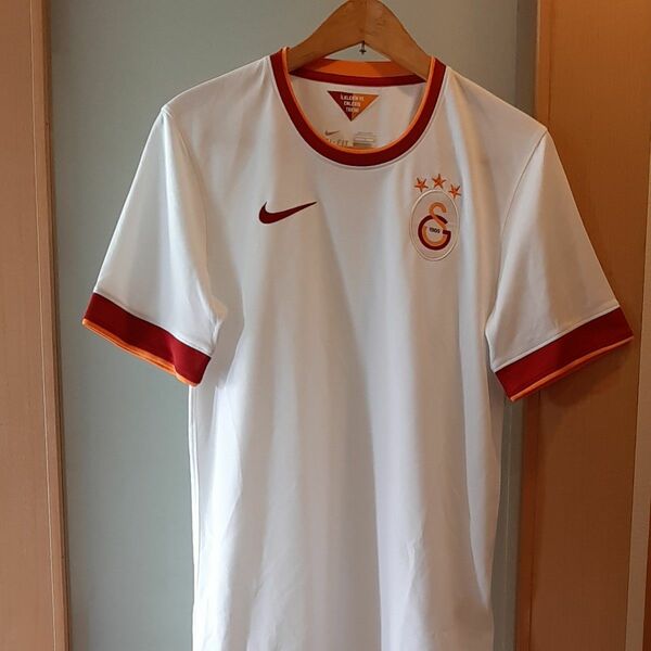 サッカーシャツ　NIKE　トルコ　ガラタサライ　ユニフォーム　アウェイ　レプリカ　S(170～180)　11