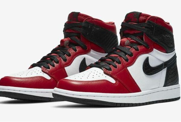 【早い者勝ち】入手困難レア【新品】【正規品】NIKE AIR JORDAN 1 HIGH OG "SATIN RED" 