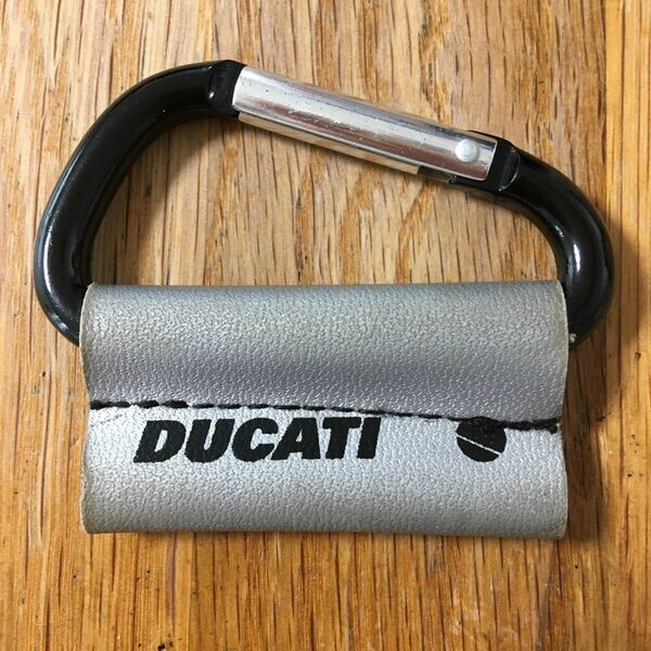 DUCATI Carabiner ドゥカティ カラビナ キーリング グッズ コレクション