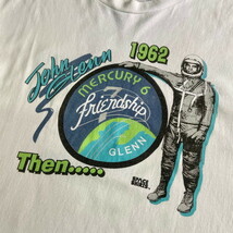 90年代 STS-95 FRIENDSHIP7 JOHN GLENN スペースシャトル 宇宙飛行士 アート 両面プリントTシャツ メンズL_画像2