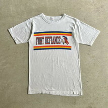 80年代 トリコタグ Champion チャンピオン FORT DEFIANCE カレッジロゴ 染み込みプリント Tシャツ メンズS相当 レディース_画像2