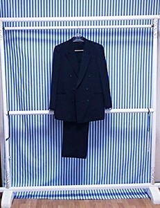 . clothes ( unlined in the back ) 2 point set used cheaply please (.-3)