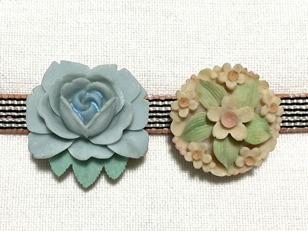 NO.237 帯留め 2点セット! 花 薔薇 フラワー リメイク品 (帯留 帯飾り 和装小物)ハンドメイド品