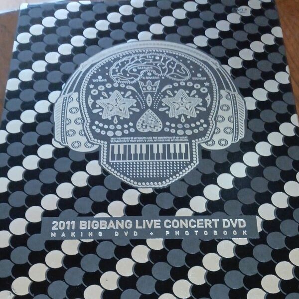 BIGBANG 3DVD 【BIGSHOW 2011 BIGBANG LIVE DVD MAKING DVD＋PHOTOBOOK】