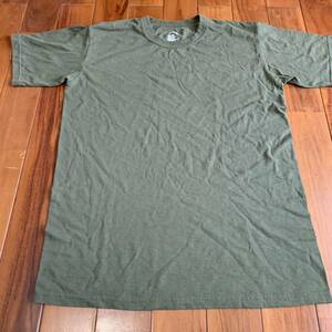 沖縄 米軍放出品　Tシャツ　SOFFE OD 　トレーニングシャツ　MEDIUM 米軍 (管理番号O129)