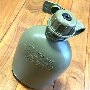 放出品 沖縄　CANTEN キャンティーン ボトル 水筒　コレクション　サバゲー　キャンプ　1L コレクション　(管理番号　R204)