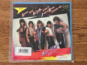 ♪レコード　来日記念シングル盤 / BON JOVI / She Don't Know Me / Burning For Love / レンタルアップ