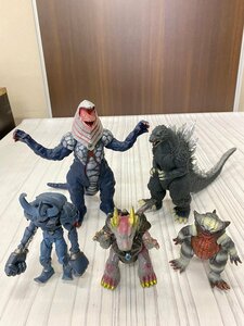 s001 C1 フィギュア まとめセット 仮面ライダー555 オックスオルフェノク 東宝ゴジラ ウルトラマン ダイゲルン ゴルザ ガーディー