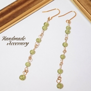 ＊Handmade＊天然石＊８月誕生石＊ペリドットの華奢ロングピアス＊＊