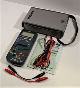日置電機(HIOKI)のディジタルハイテスタ DT3256-50・テストリード、取扱説明書、携帯用ケース、アリゲータクリップ、単4乾電池4個 付属