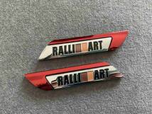 三菱 RALLI ART カーステッカー プレート 金属製 車用デカール エンブレム フェンダーバッジ シール 送料無料 2枚セット 229番_画像1