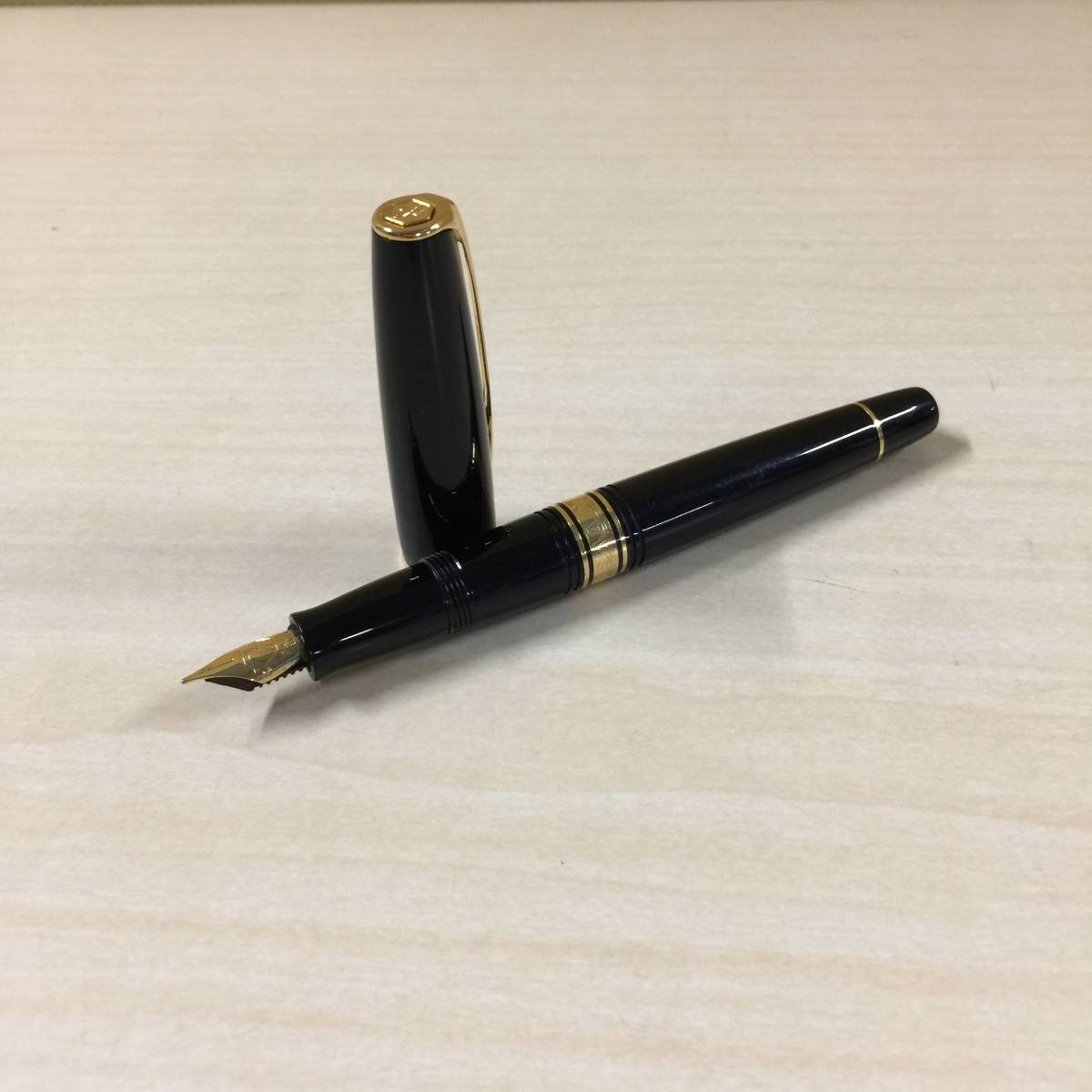 ○WATERMAN ウォーターマン 万年筆 ペン先18K 750 【23/0620/10