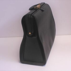 GIAN FRANCO FERRE ブラック Made in ITALY 革のボストンバッグ レザー 型押し /19N6.1-32の画像5