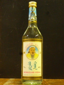 「CHINGGIS KHAN」”チンギス・ハン” モンゴルのウォッカ MONGOLIAN VODKA 旧ボトル 70cl 40%表示　　チンギス・ハン-0516-A
