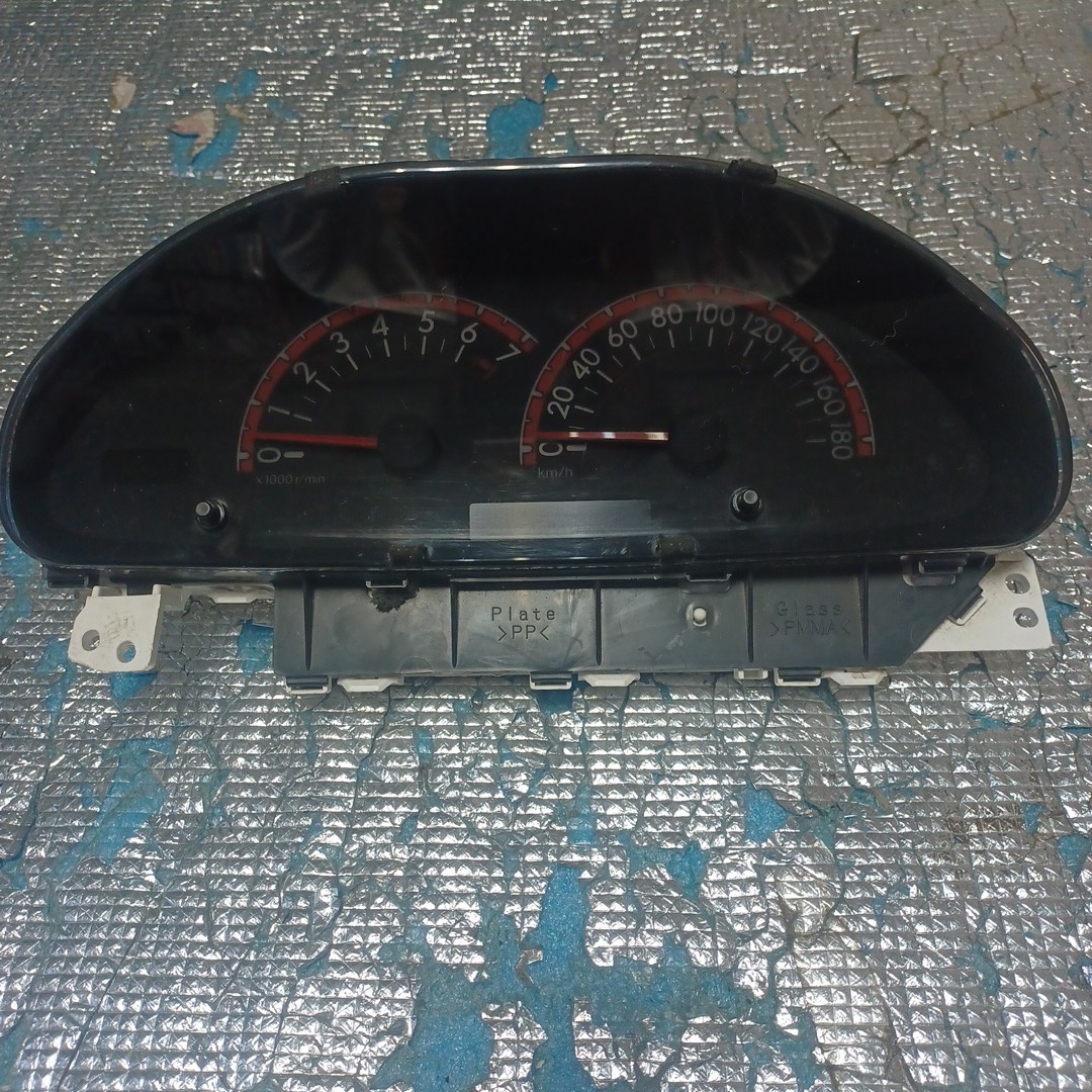 ポルテNNP10AGSGKH 純正メーター 83800-52P80