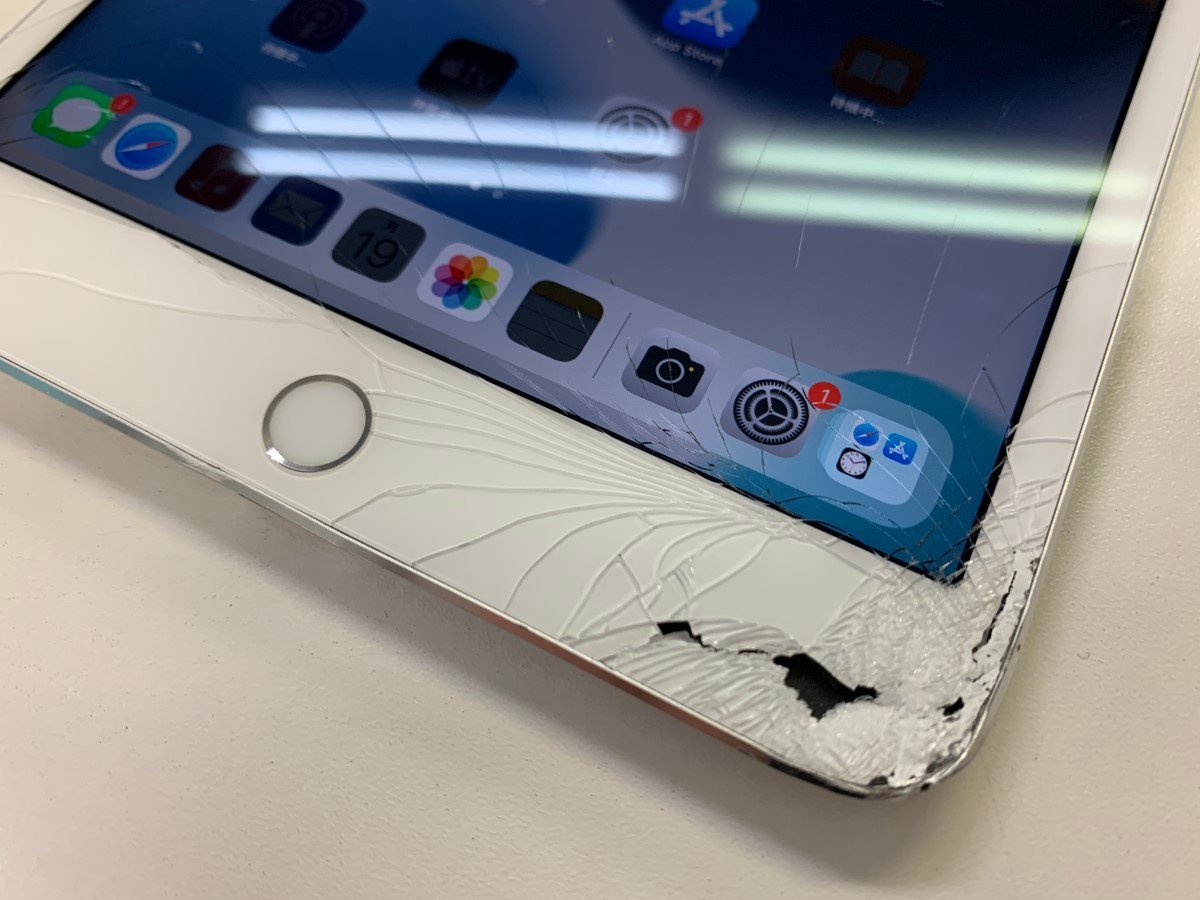 iPad mini 4 A1538 大容量128GB ❤️新品即納❤️