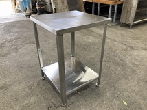 M-990　業務用 ステンレス 作業台 調理台 幅600×奥行600×高さ850mm 厨房用品 飲食店 店舗_画像2