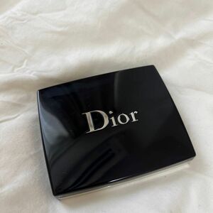 Dior アイシャドウ サンククルール　クチュール