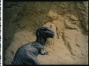 35mm予告フィルム×３コマ 「恐竜グワンジ」 ③　 1969年　レイ ハリーハウゼン