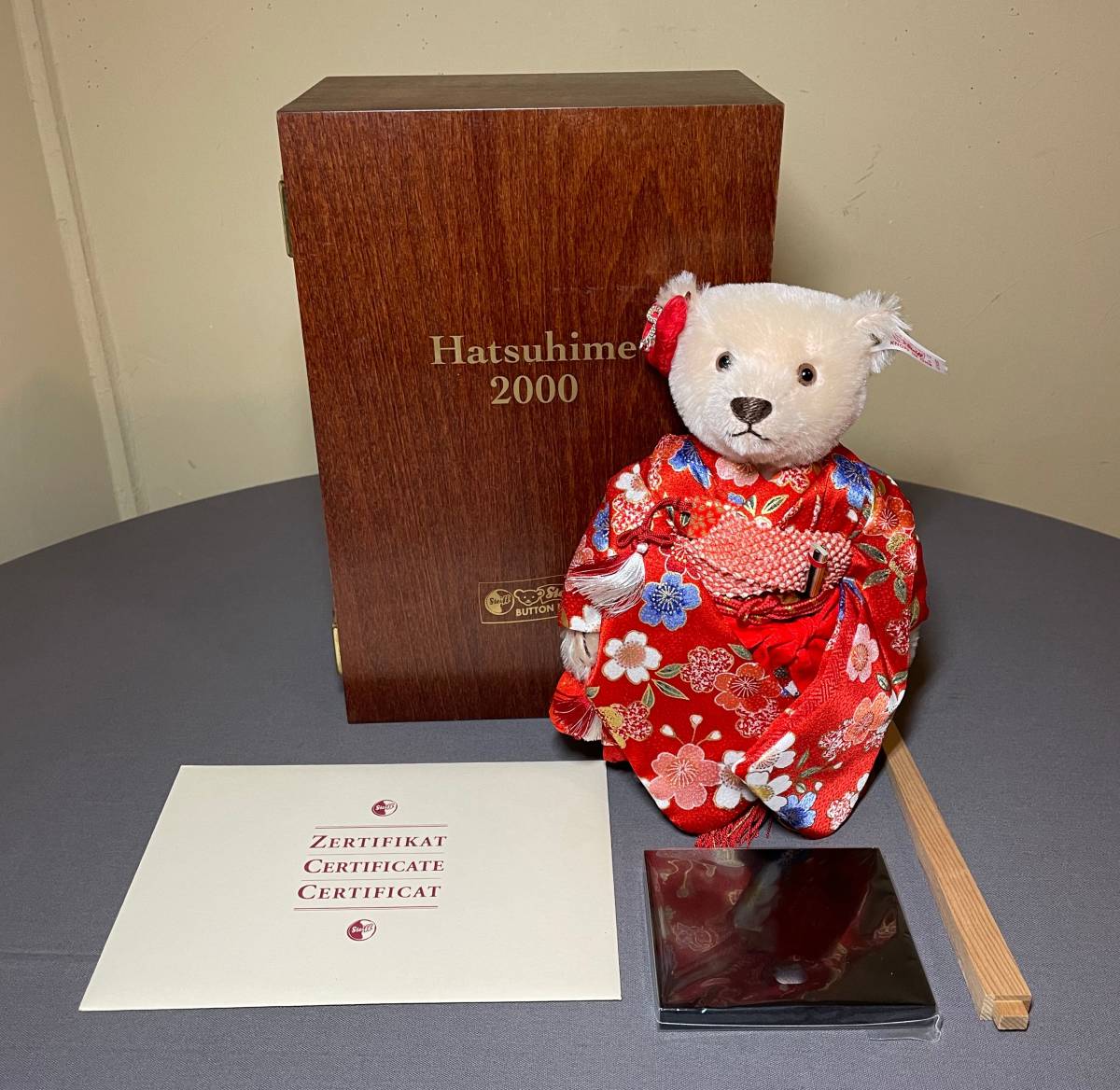 ヤフオク! -「シュタイフ 初姫」(テディベア) (ぬいぐるみ)の落札相場