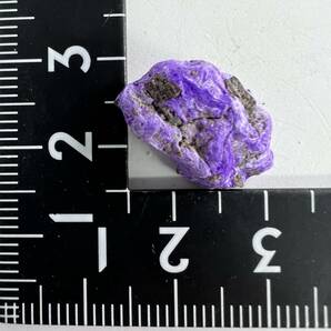 【E20950】レア 珍しい針状結晶 高品質 スギライト 杉石 原石 南アフリカ産 Sugilite 天然石 鉱物 パワーストーン