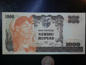 格安！100yen ~ インドネシア 1968年 1000Rupiah 甘未使用